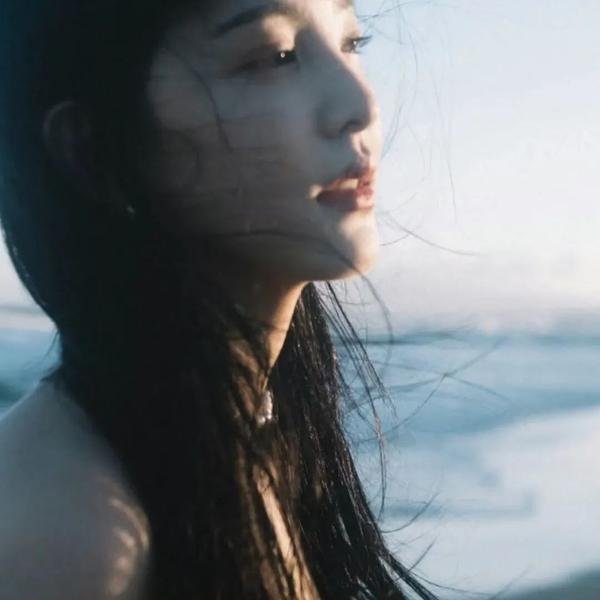 一眼瞬间,再见爱